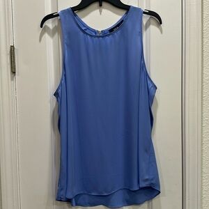 Tank top with zippered back size xlarge